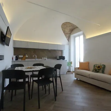 Casa Manuello